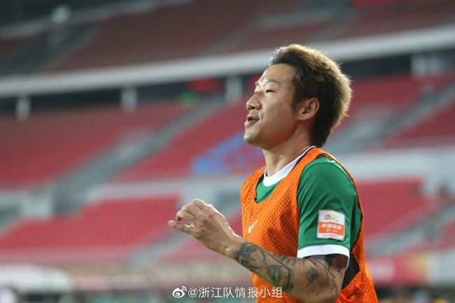 老师把我按到胯下喝圣水